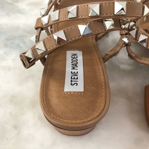 STEVE MADDEN Studded Strappy Nude Sandals - Picture 9 of 11
